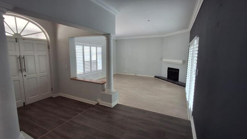 4 Bedroom Property for Sale in West Beach Western Cape